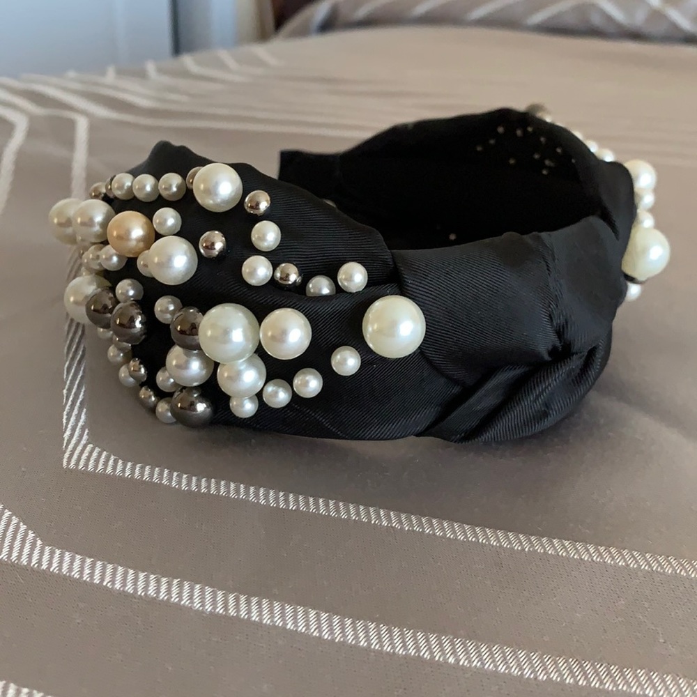 Pearl headband